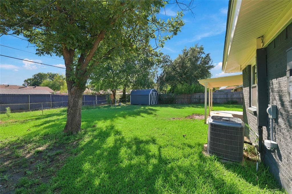 2960 Amber Lane, Farmers Branch, TX 75234 2960 Amber Lane, Farmers Branch, TX 75234