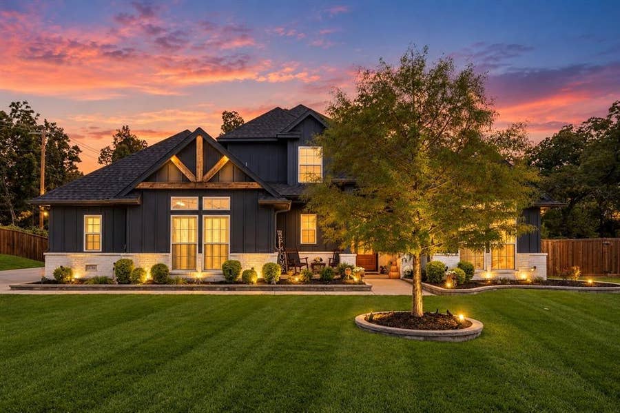 Property photo for 236 Belmont Drive, Willow Park, TX