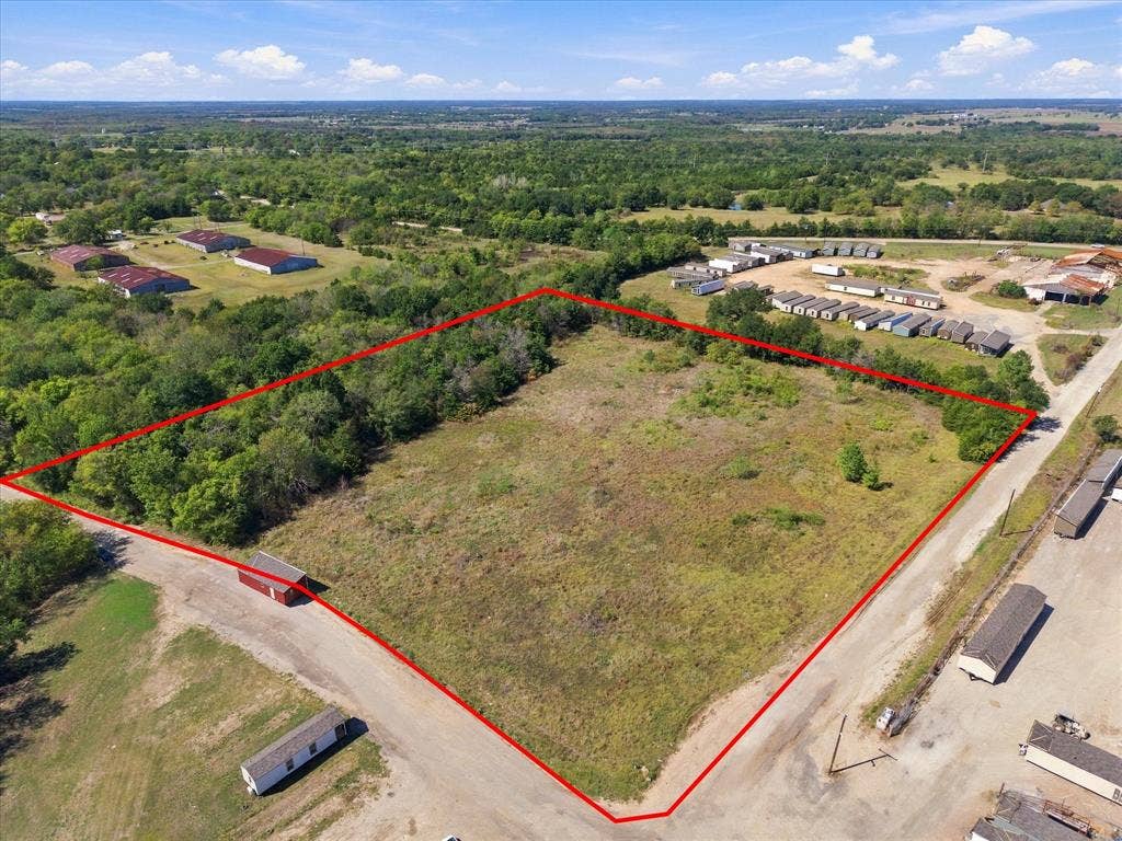 TBD N Neal Street, Commerce, TX 75428 Lovely 7 plus acres ready for your home or investment property.