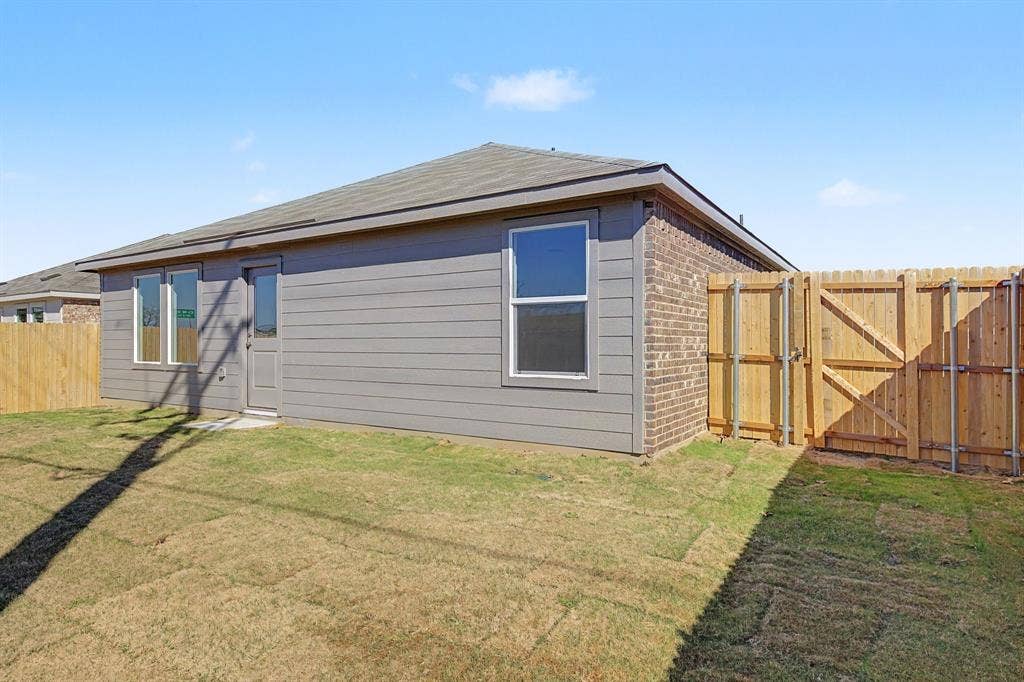 916 Prestonwood Lane, Keene, TX 76031 916 Prestonwood Lane, Keene, TX 76031