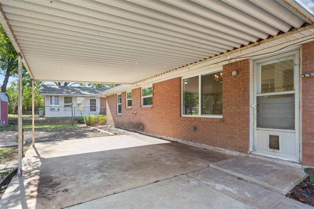 1319 Royal Oaks Drive, Waco, TX 76710 1319 Royal Oaks Drive, Waco, TX 76710