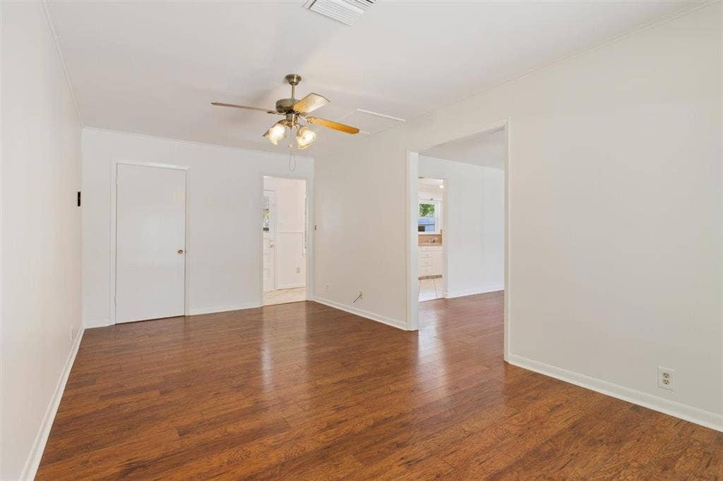 1319 Royal Oaks Drive, Waco, TX 76710 1319 Royal Oaks Drive, Waco, TX 76710
