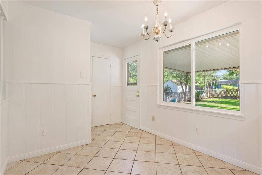 1319 Royal Oaks Drive, Waco, TX 76710 1319 Royal Oaks Drive, Waco, TX 76710