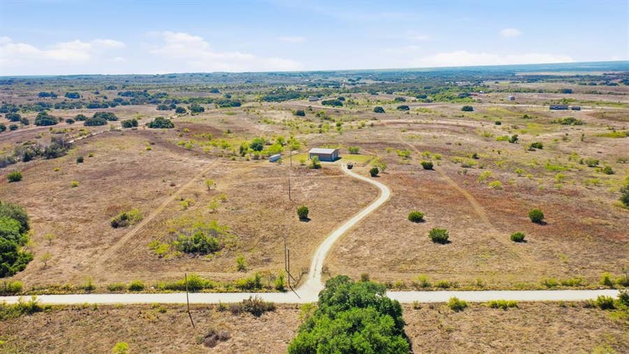 Property photo for 1926 County Road 333, Dublin, TX