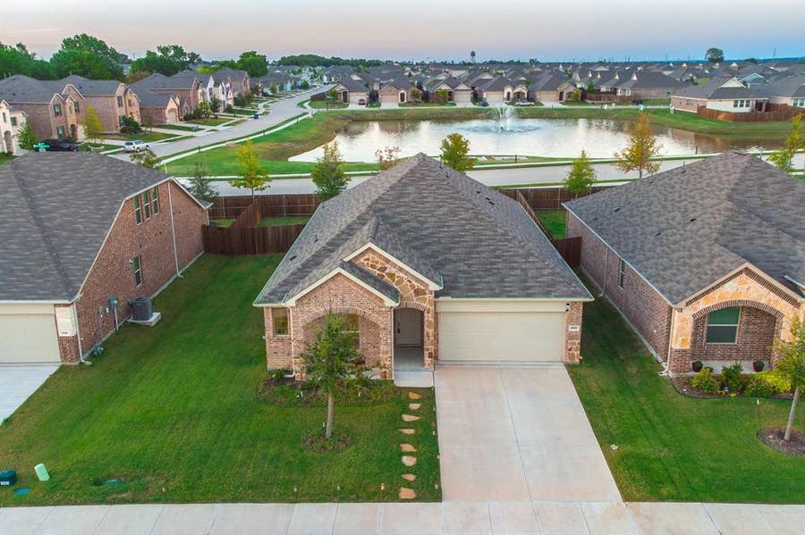 Property photo for 3312 Swift Fox Way, McKinney, TX