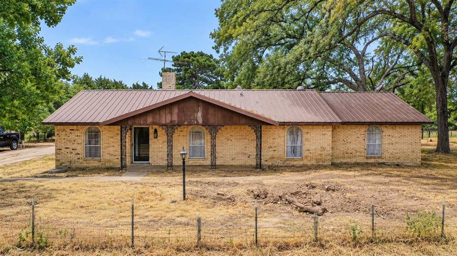 Property photo for 6520 Fm 274, Ravenna, TX