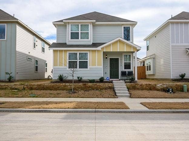 Property photo for 5632 Shore Point Trail, Fort Worth, TX