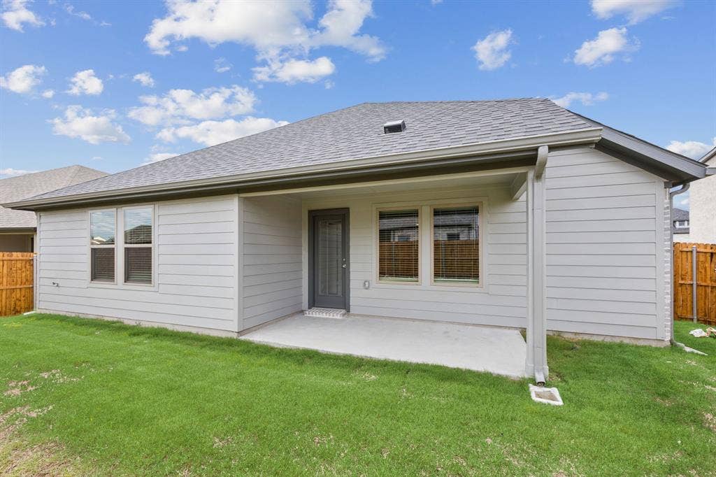 1121 Sundog Drive, Princeton, TX 75407 Patio in the Hayden home plan – REPRESENTATIVE PHOTO