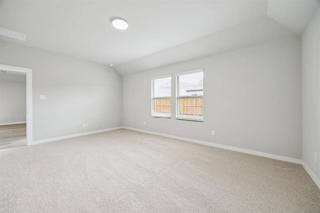 1121 Sundog Drive, Princeton, TX 75407 Primary Suite in the Hayden home plan – REPRESENTATIVE PHOTO