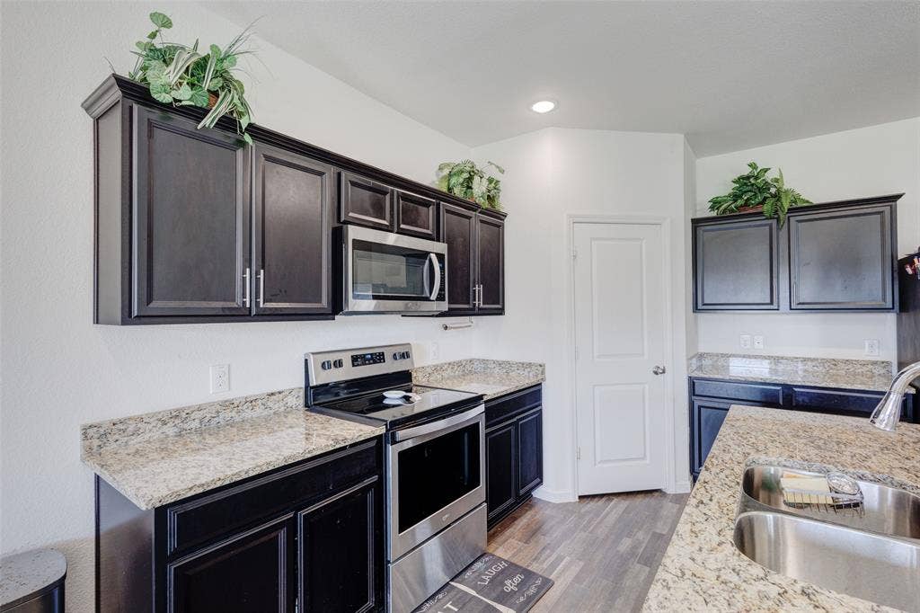 420 Gypsum Lane, Glenn Heights, TX 75154 420 Gypsum Lane, Glenn Heights, TX 75154