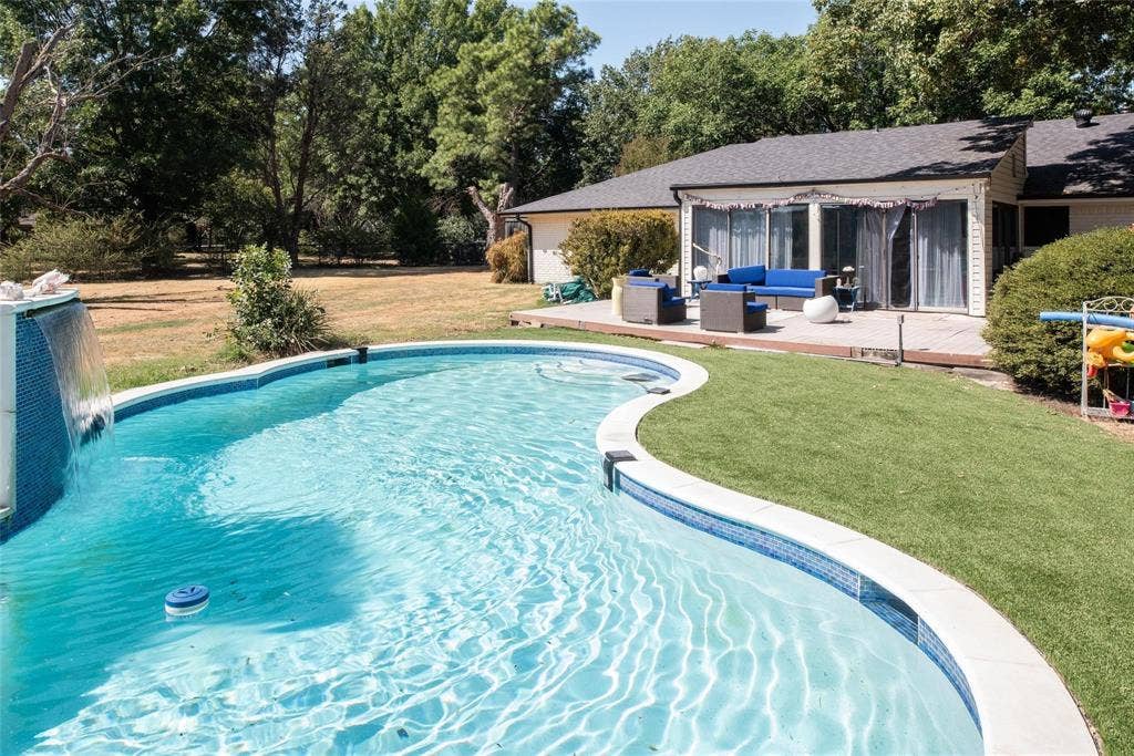 440 Holly Lane, Lucas, TX 75002 440 Holly Lane, Lucas, TX 75002