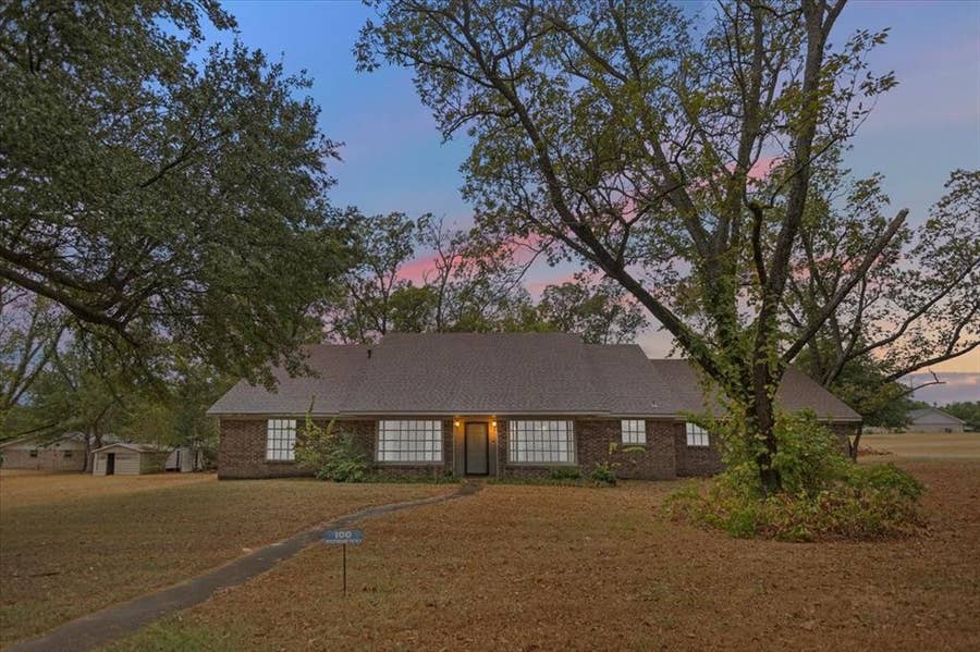 Property photo for 100 Westwood Parkway, Naples, TX