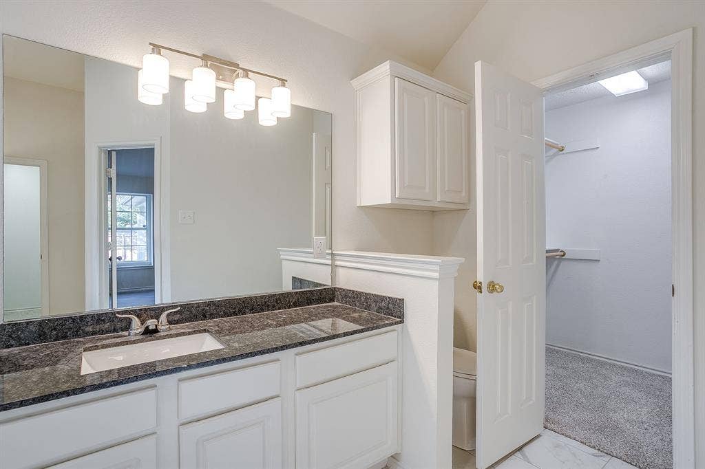 1502 Shadow Run, Weatherford, TX 76086