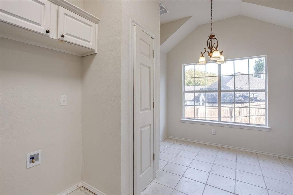 1502 Shadow Run, Weatherford, TX 76086