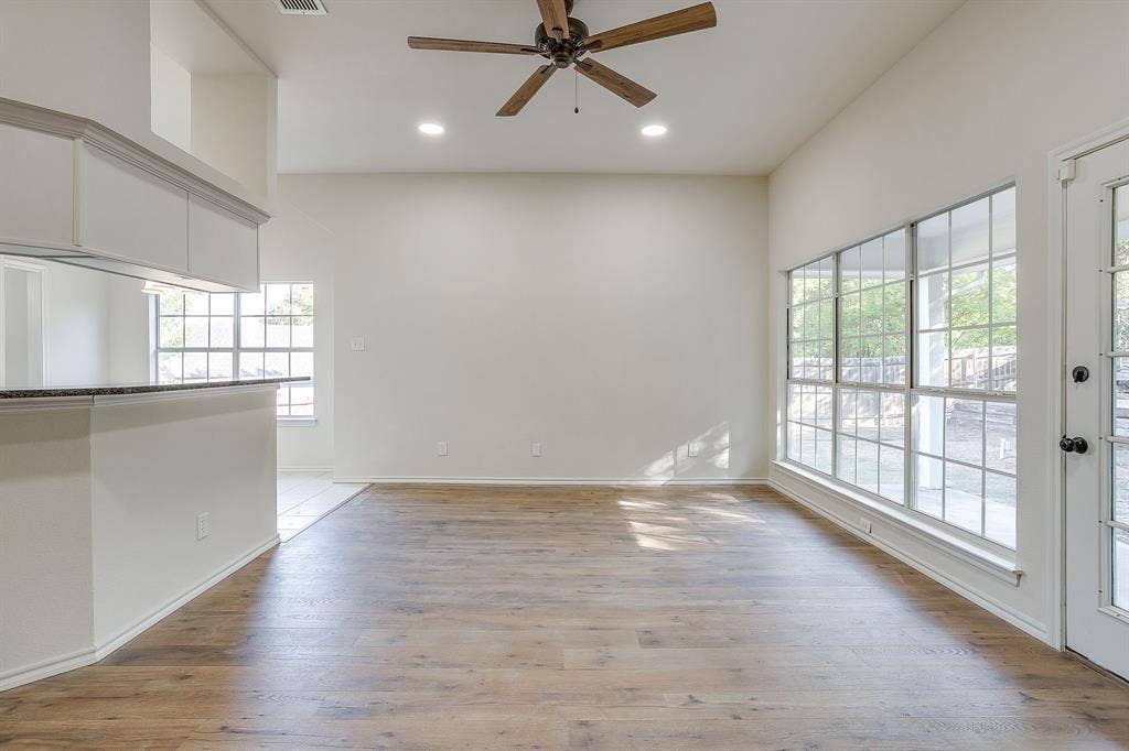 1502 Shadow Run, Weatherford, TX 76086