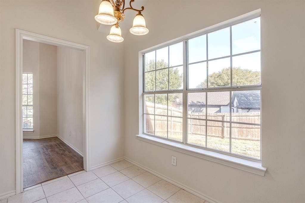 1502 Shadow Run, Weatherford, TX 76086