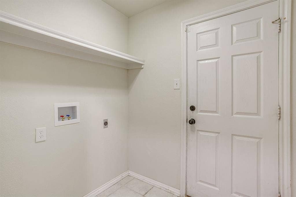 1502 Shadow Run, Weatherford, TX 76086