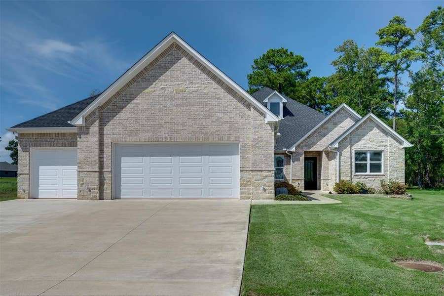 Property photo for 549 Eagles Nest Trail, Bullard, TX