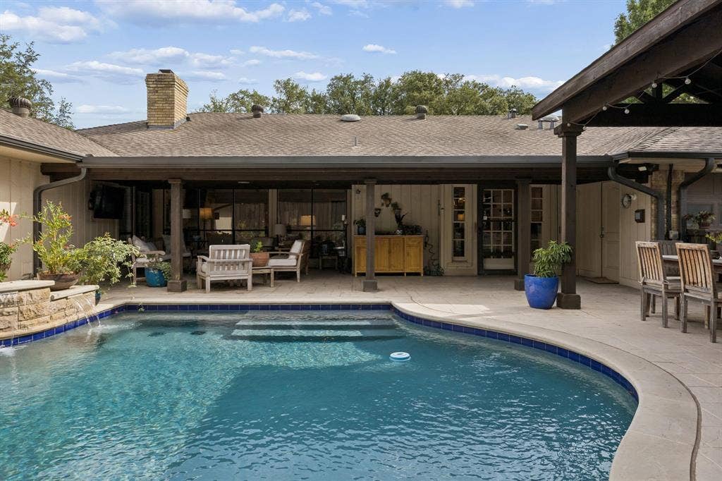 4333 Echo Glen Drive, Dallas, TX 75244