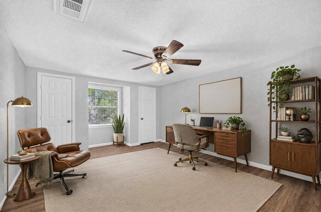 1002 Hickory Street, Irving, TX 75060