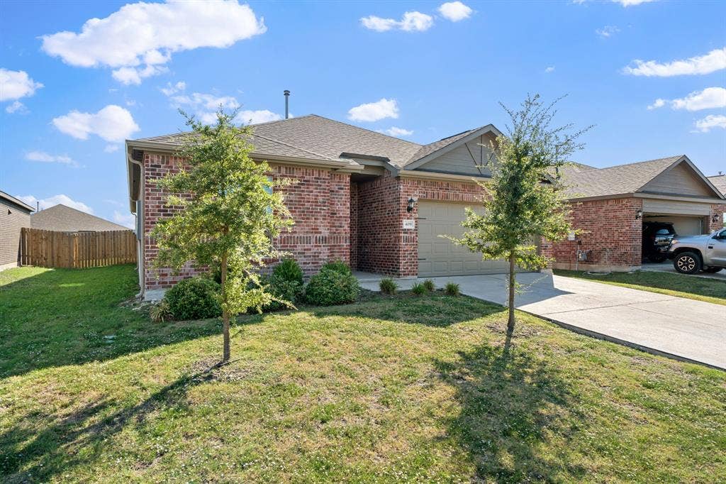 409 Harbor Oaks Drive, Anna, TX 75409
