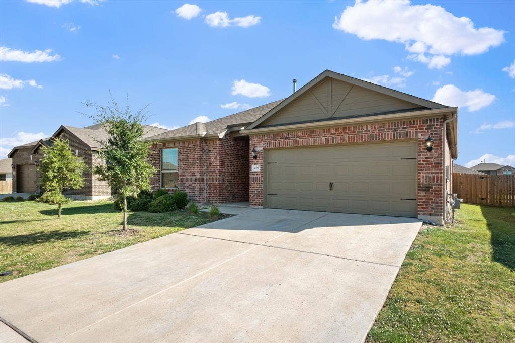 409 Harbor Oaks Drive, Anna, TX 75409