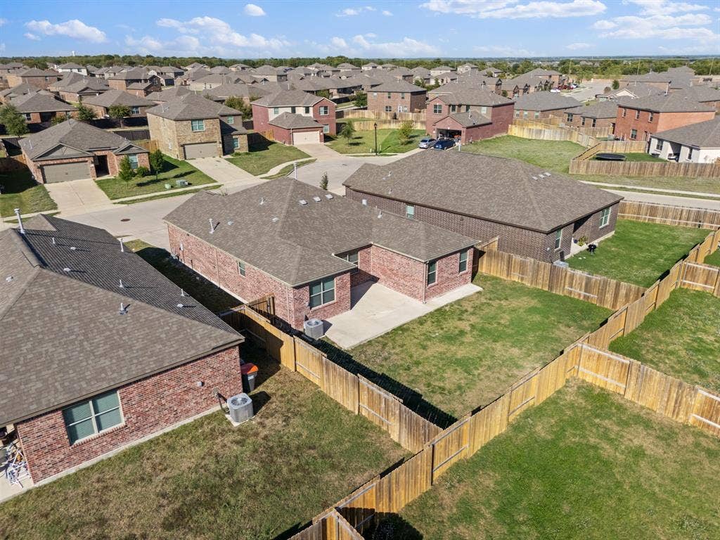409 Harbor Oaks Drive, Anna, TX 75409