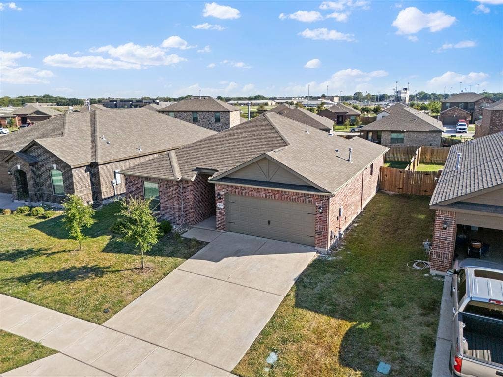 409 Harbor Oaks Drive, Anna, TX 75409
