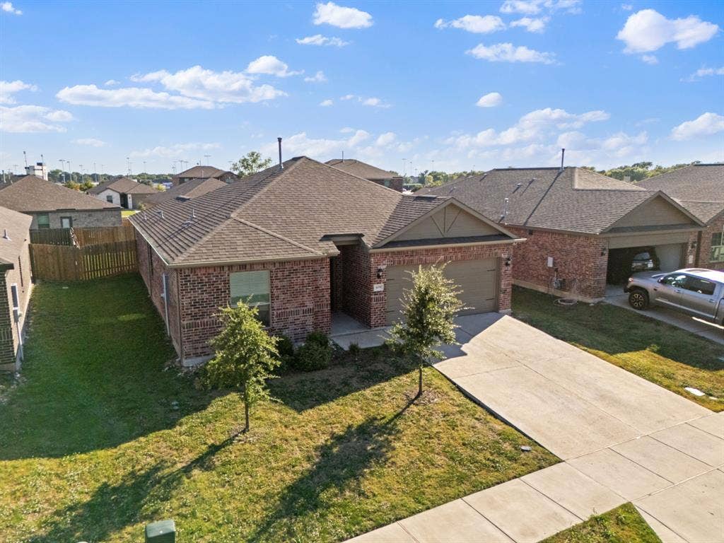 409 Harbor Oaks Drive, Anna, TX 75409