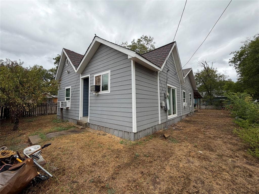 302 Cherry Street, Waco, TX 76704 302 Cherry Street, Waco, TX 76704