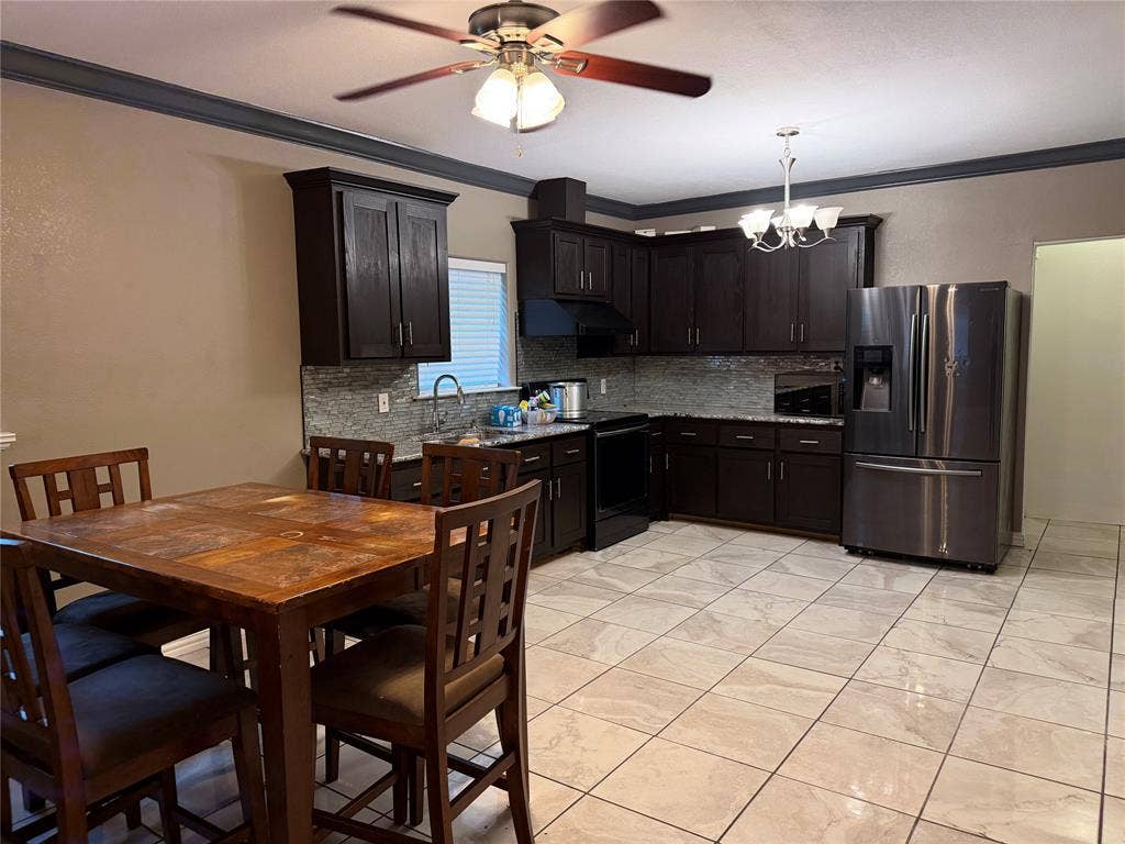 302 Cherry Street, Waco, TX 76704 302 Cherry Street, Waco, TX 76704