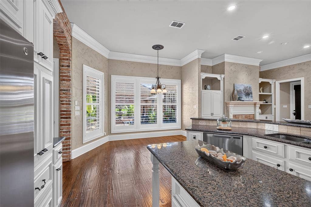 103 Calais Court, Bossier City, LA 71111