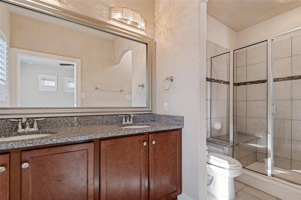 1606 Brook Grove Drive, Euless, TX 76039