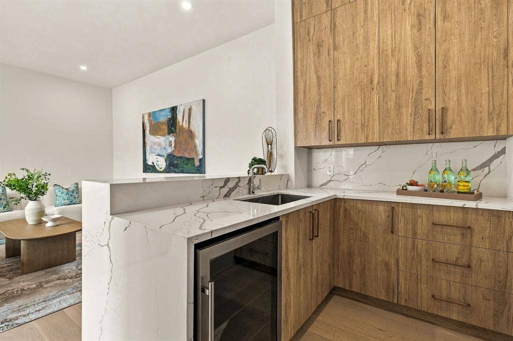 5122 Elsby Avenue, Dallas, TX 75209 5122 Elsby Avenue, Dallas, TX 75209