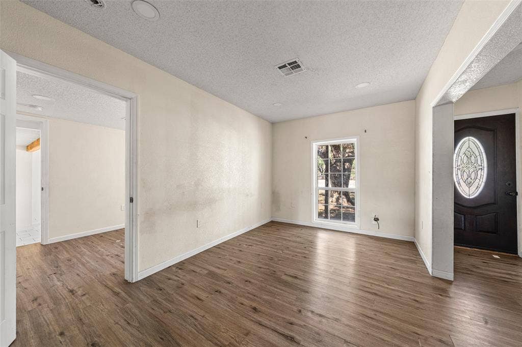 1126 W 7th Street, McGregor, TX 76657 1126 W 7th Street, McGregor, TX 76657