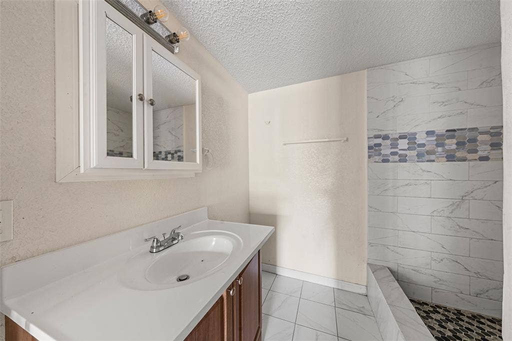 1126 W 7th Street, McGregor, TX 76657 1126 W 7th Street, McGregor, TX 76657