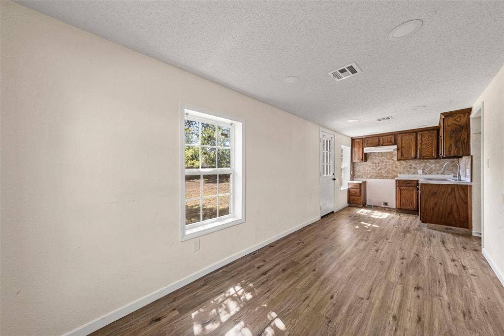 1126 W 7th Street, McGregor, TX 76657 1126 W 7th Street, McGregor, TX 76657