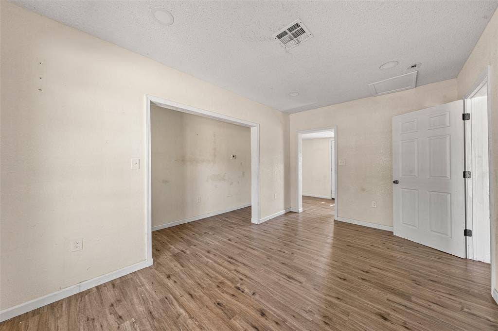 1126 W 7th Street, McGregor, TX 76657 1126 W 7th Street, McGregor, TX 76657