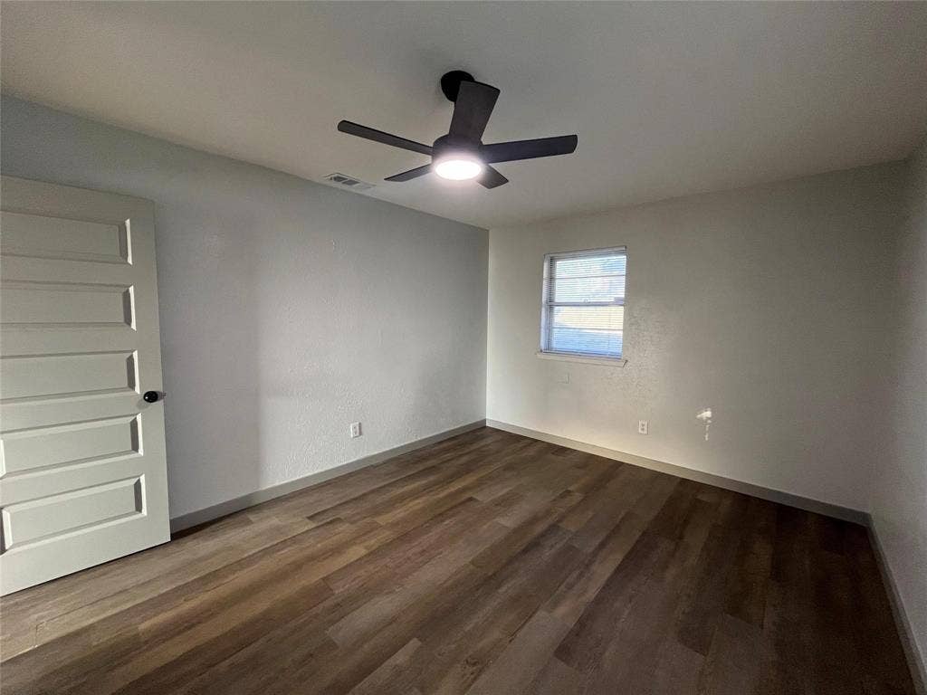 3982 Granite Hill Drive, Dallas, TX 75241 View of 3rd bedroom