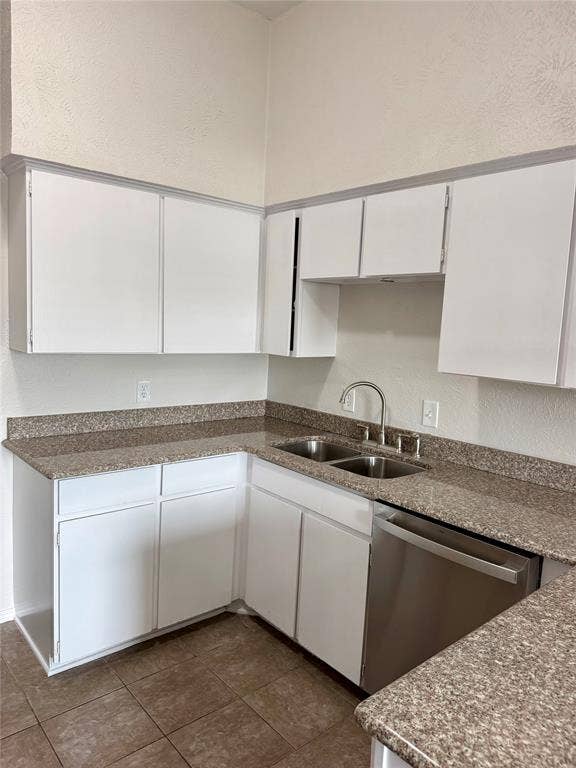 10437 High Hollows Drive, #220, Dallas, TX 75230 10437 High Hollows Drive, #220, Dallas, TX 75230