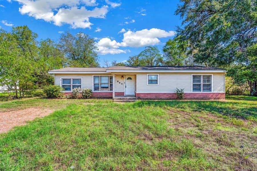 Property photo for 864 Lost Gold Road, Waco, TX