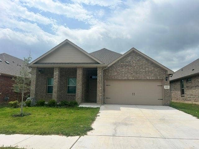 Property photo for 1211 Rockwater Drive, Decatur, TX