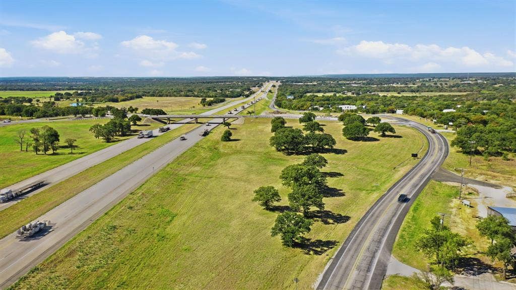 5098 Fairview, Millsap, TX 76066