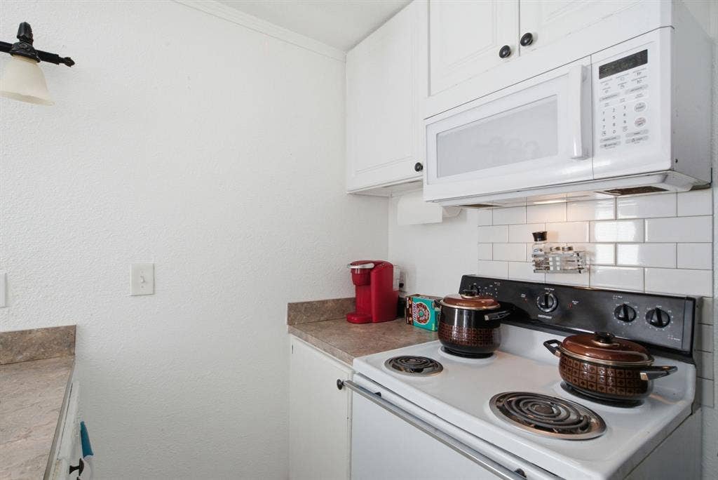 5098 Fairview, Millsap, TX 76066