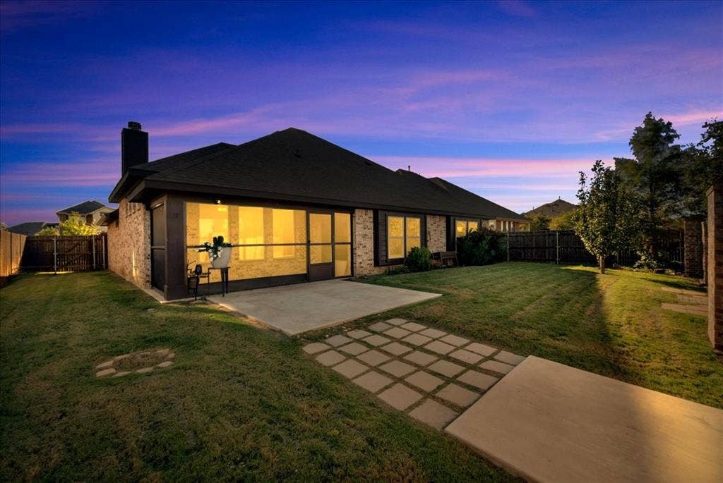 1410 Quincy Drive, Mansfield, TX 76063 1410 Quincy Drive, Mansfield, TX 76063