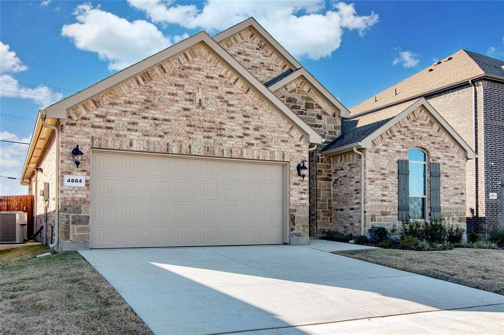 4804 Dewy Rose Lane, Fort Worth, TX 76244