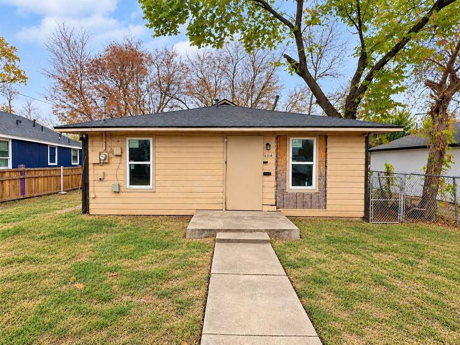 Property photo for 4604 Avenue H, Fort Worth, TX