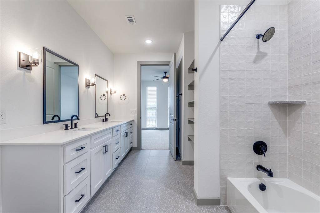 5215 Capitol Avenue, #306, Dallas, TX 75206 5215 Capitol Avenue, #306, Dallas, TX 75206