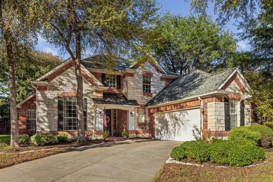 Property photo for 4210 Liberty Court, Flower Mound, TX