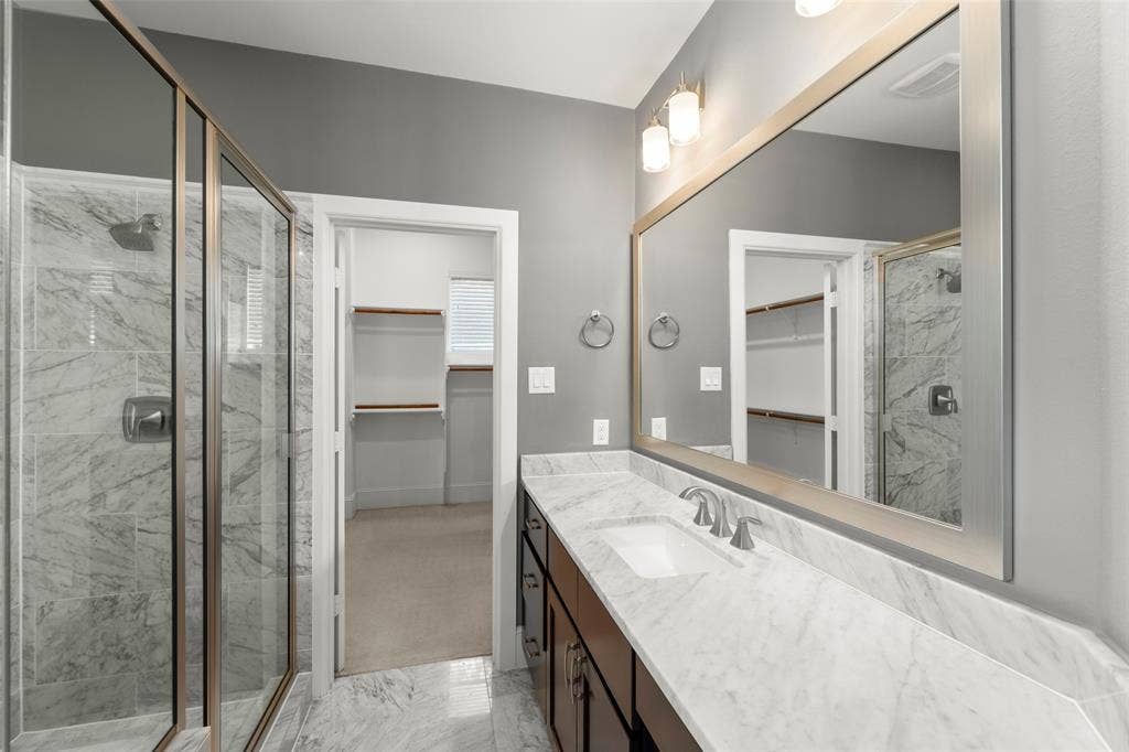 5469 Larkin Street Street, #9, Houston, TX 77007 5469 Larkin Street Street, #9, Houston, TX 77007